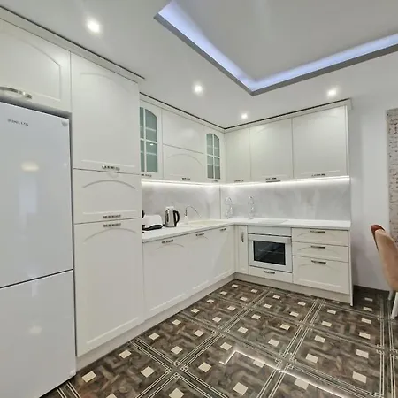 Urban Life 2bdrm Luxury Apartment